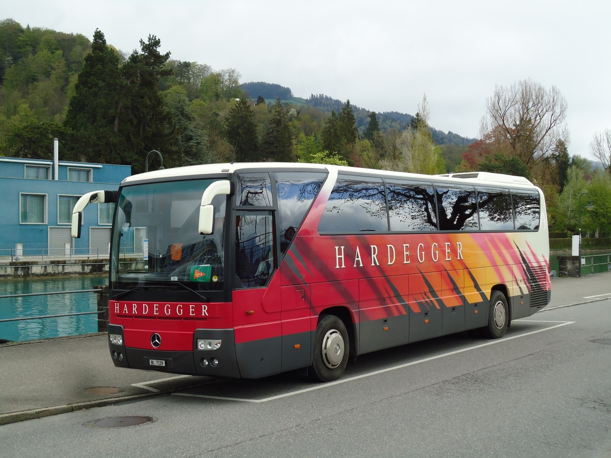 (143'924) - Hardegger, Birsfelden - BL 7129 - Mercedes am 28. April 2013 bei der Schiffl�ndte Thun