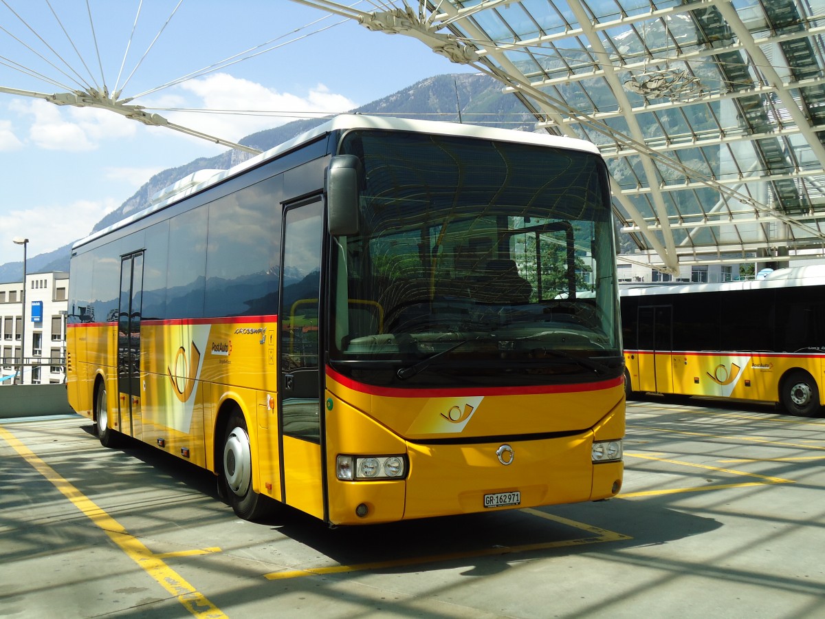 (145'219) - PostAuto Graub�nden - GR 162'971 - Irisbus am 17. Juni 2013 in Chur, Postautostation