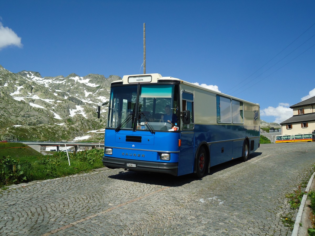 (145'853) - Hauser, W�denswil - ZH 203'215 - Saurer/R&J (ex Bucher, Gr�t; ex P 25'648) am 20. Juli 2013 in Gotthard, Passh�he