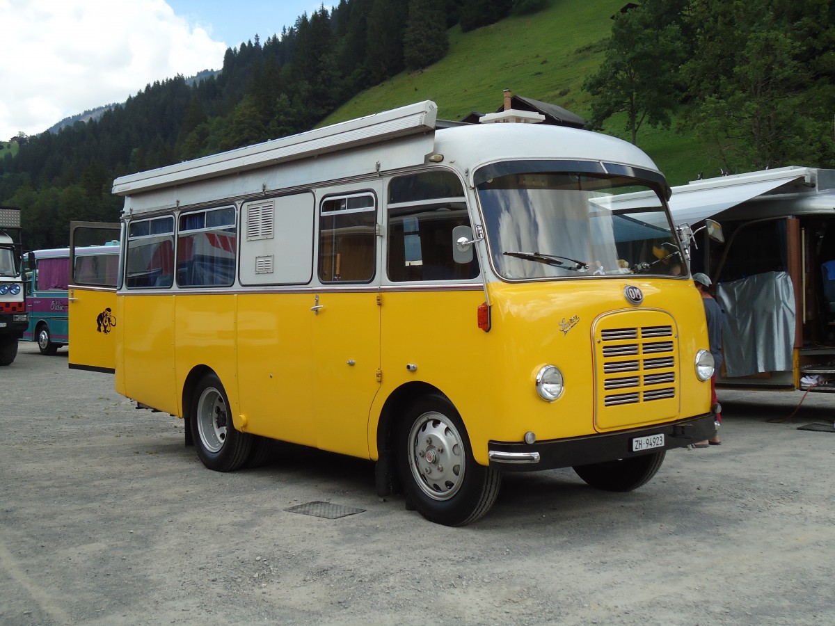 (146'364) - Langenegger S., W�denswil - ZH 94'923 - Saurer-OM am 17. August 2013 in Lenk, Metschbahnen