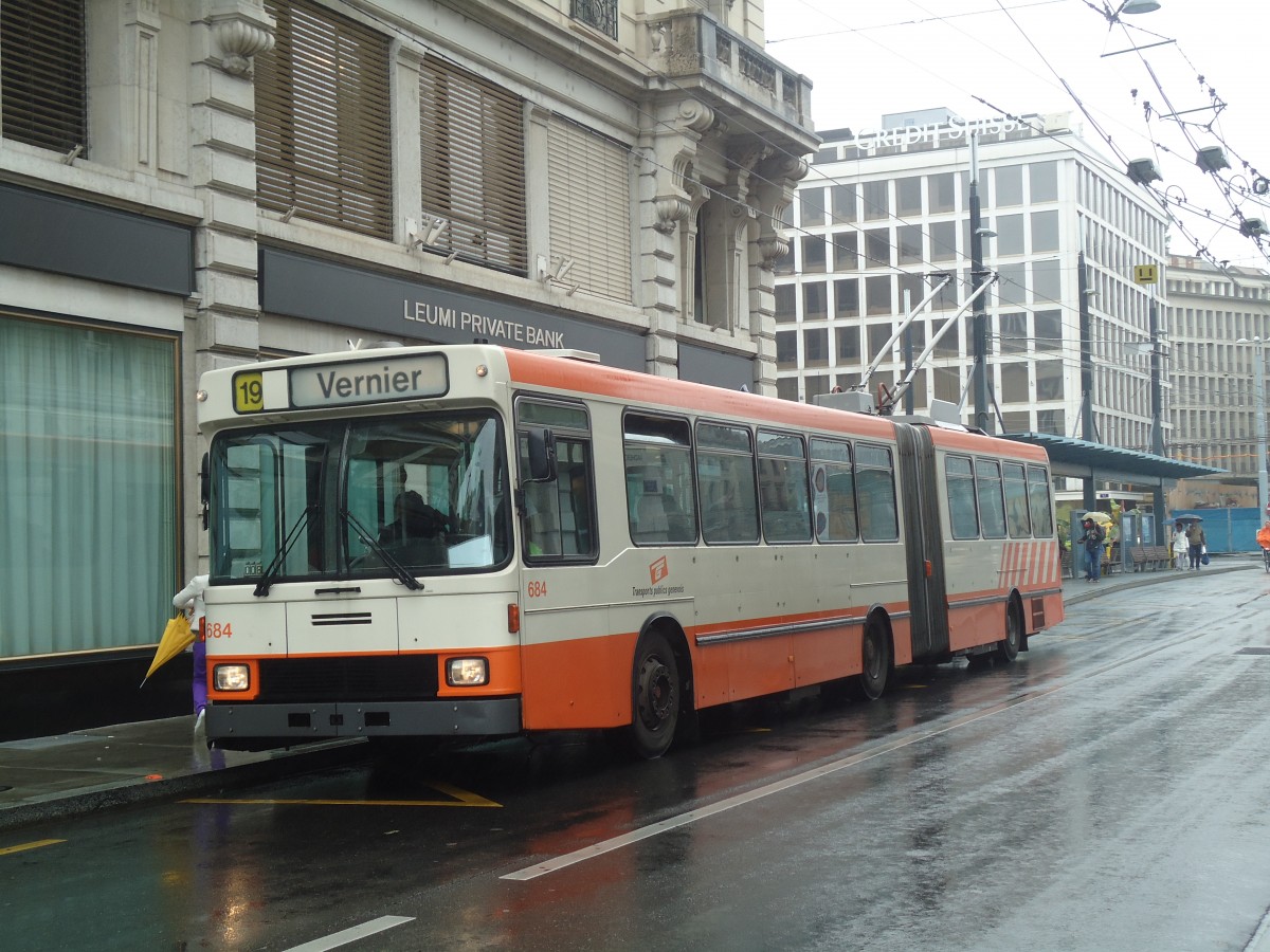 (147'155) - TPG Gen�ve - Nr. 684 - NAW/Hess Gelenktrolleybus am 16. September 2013 in Gen�ve, Bel-Air