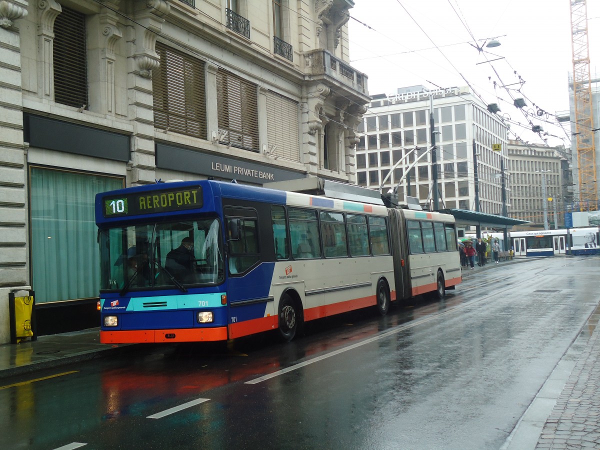 (147'156) - TPG Gen�ve - Nr. 701 - NAW/Hess Gelenktrolleybus am 16. September 2013 in Gen�ve, Bel-Air