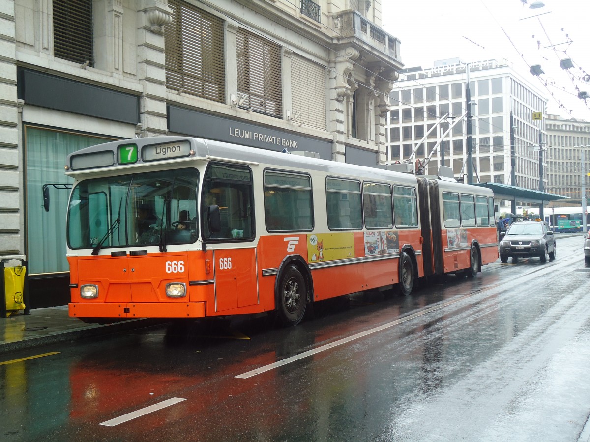 (147'166) - TPG Gen�ve - Nr. 666 - Saurer/Hess Gelenktrolleybus am 16. September 2013 in Gen�ve, Bel-Air