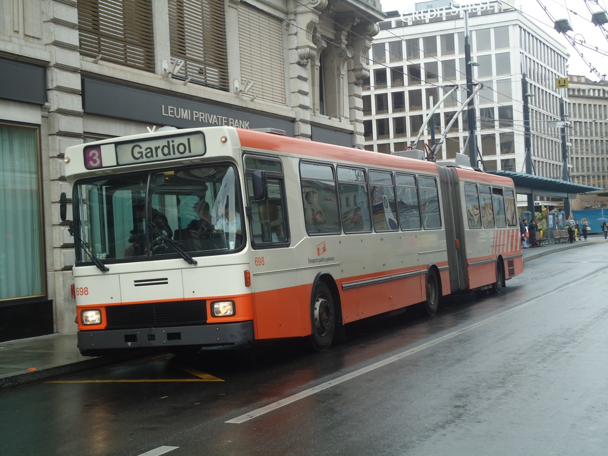 (147'191) - TPG Gen�ve - Nr. 698 - NAW/Hess Gelenktrolleybus am 16. September 2013 in Gen�ve, Bel-Air