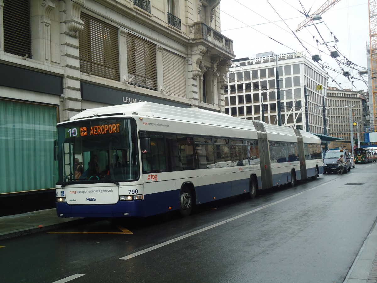 (147'196) - TPG Gen�ve - Nr. 790 - Hess/Hess Doppelgelenktrolleybus am 16. September 2013 in Gen�ve, Bel-Air