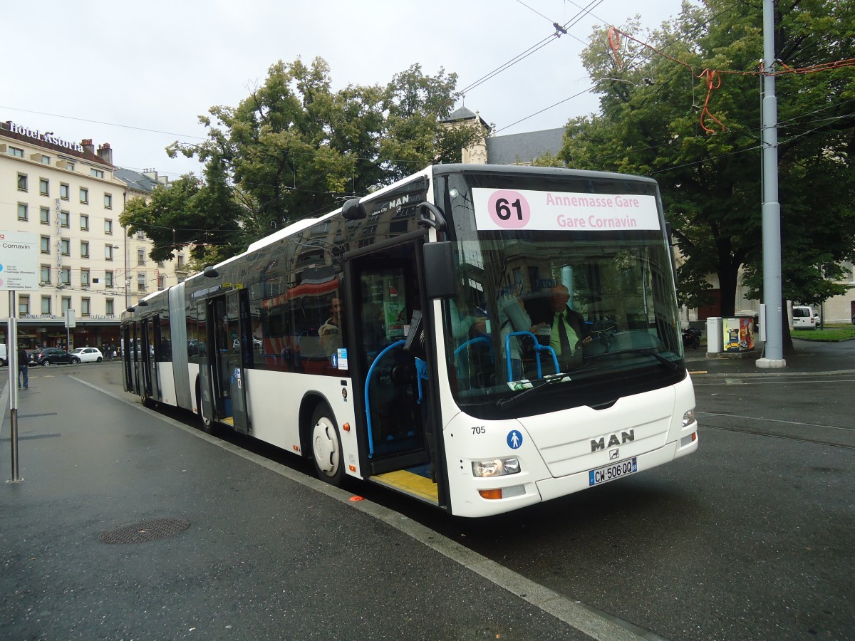 (147'208) - Aus Frankreich: TAC Annemasse - Nr. 705/CW 506 QQ - MAN am 16. September 2013 beim Bahnhof Gen�ve