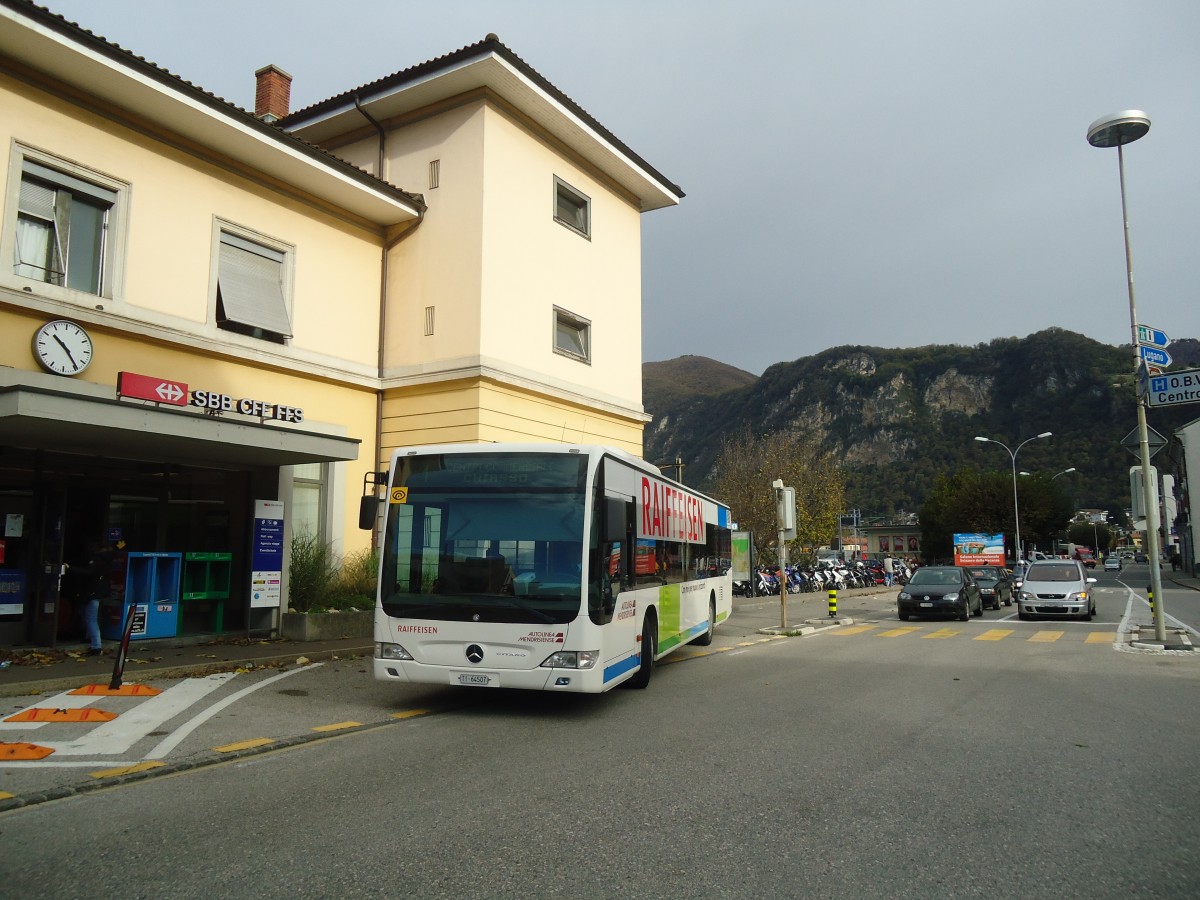 (147'826) - AMSA Chiasso - Nr. 7/TI 64'507 - Mercedes (ex Vorf�hrfahrzeug Rizzi) am 6. November 2013 beim Bahnhof Chiasso
