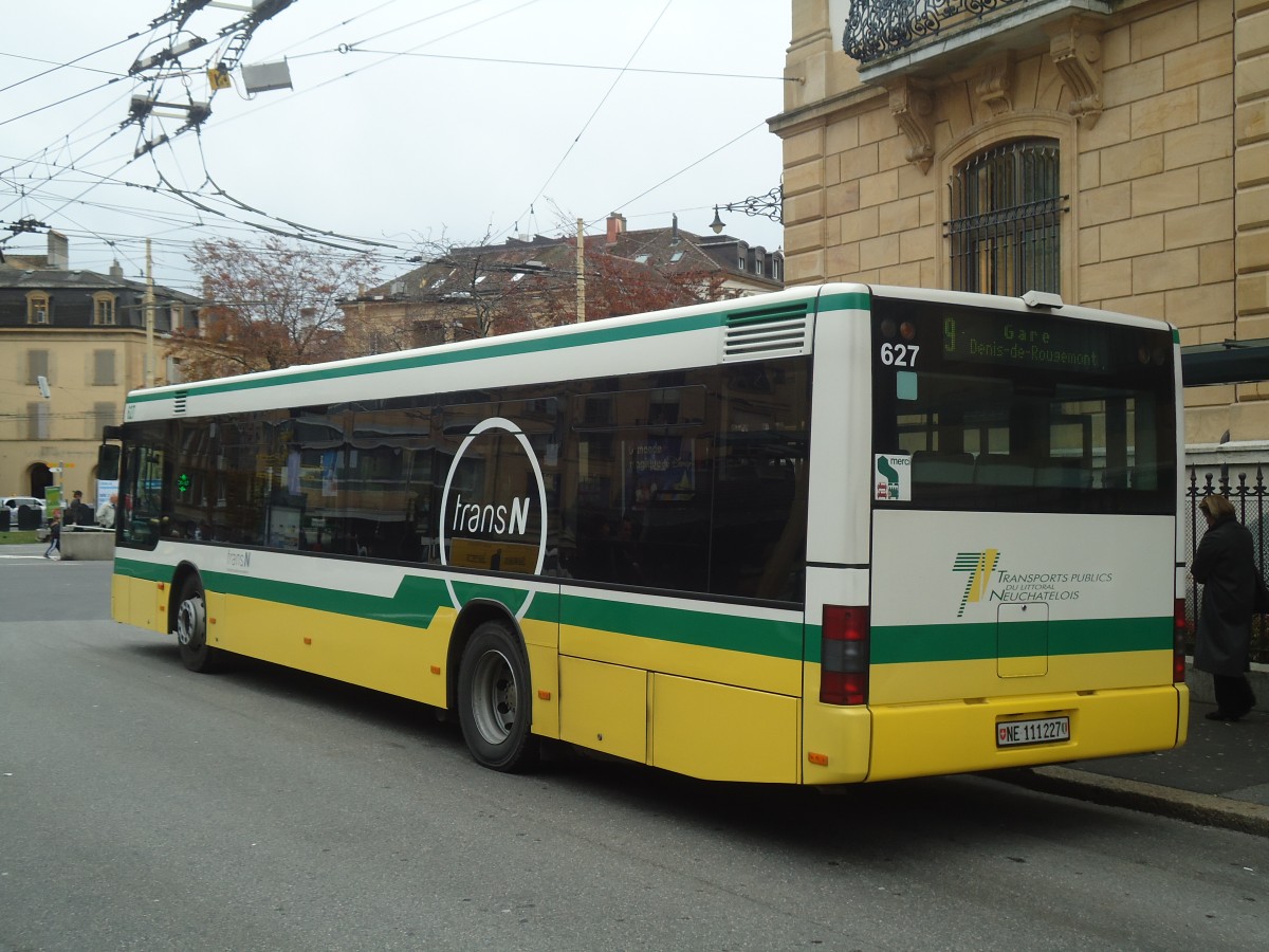 (147'971) - transN, La Chaux-de-Fonds - Nr. 627/NE 111'227 - MAN (ex TN Neuch�tel Nr. 227) am 8. November 2013 in Neuch�tel, Place Pury