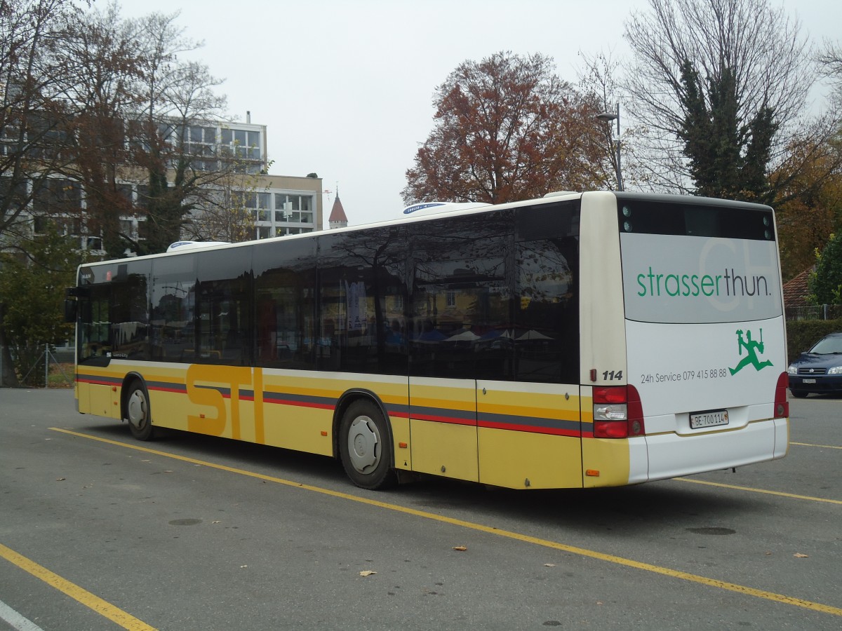 (148'088) - STI Thun - Nr. 114/BE 700'114 - MAN am 17. November 2013 bei der Schiffl�ndte Thun