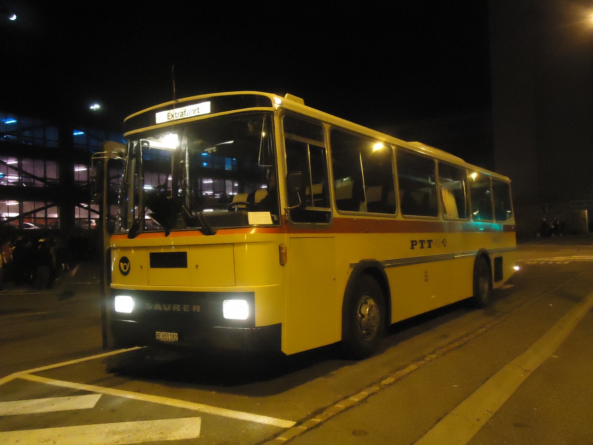 (148'249) - Aus der Schweiz: Bernair, M�nsingen - BE 651'182 - Saurer/T�scher (ex Schebath, Lauerz; ex Albin, F�llanden; ex Heim, Flums) am 7. Dezember 2013 in Colmar, Place Lacarre