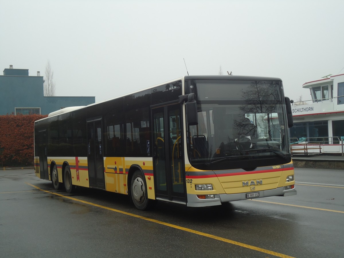 (148'353) - STI Thun - Nr. 132/BE 801'132 - MAN am 21. Dezember 2013 bei der Schiffl�ndte Thun