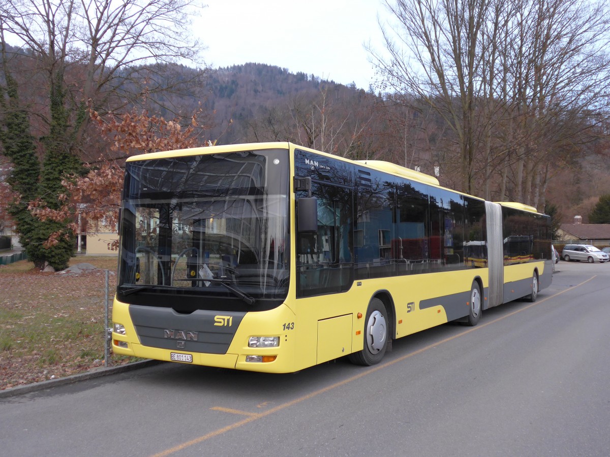 (148'655) - STI Thun - Nr. 143/BE 801'143 - MAN am 25. Januar 2014 bei der Schiffl�ndte Thun