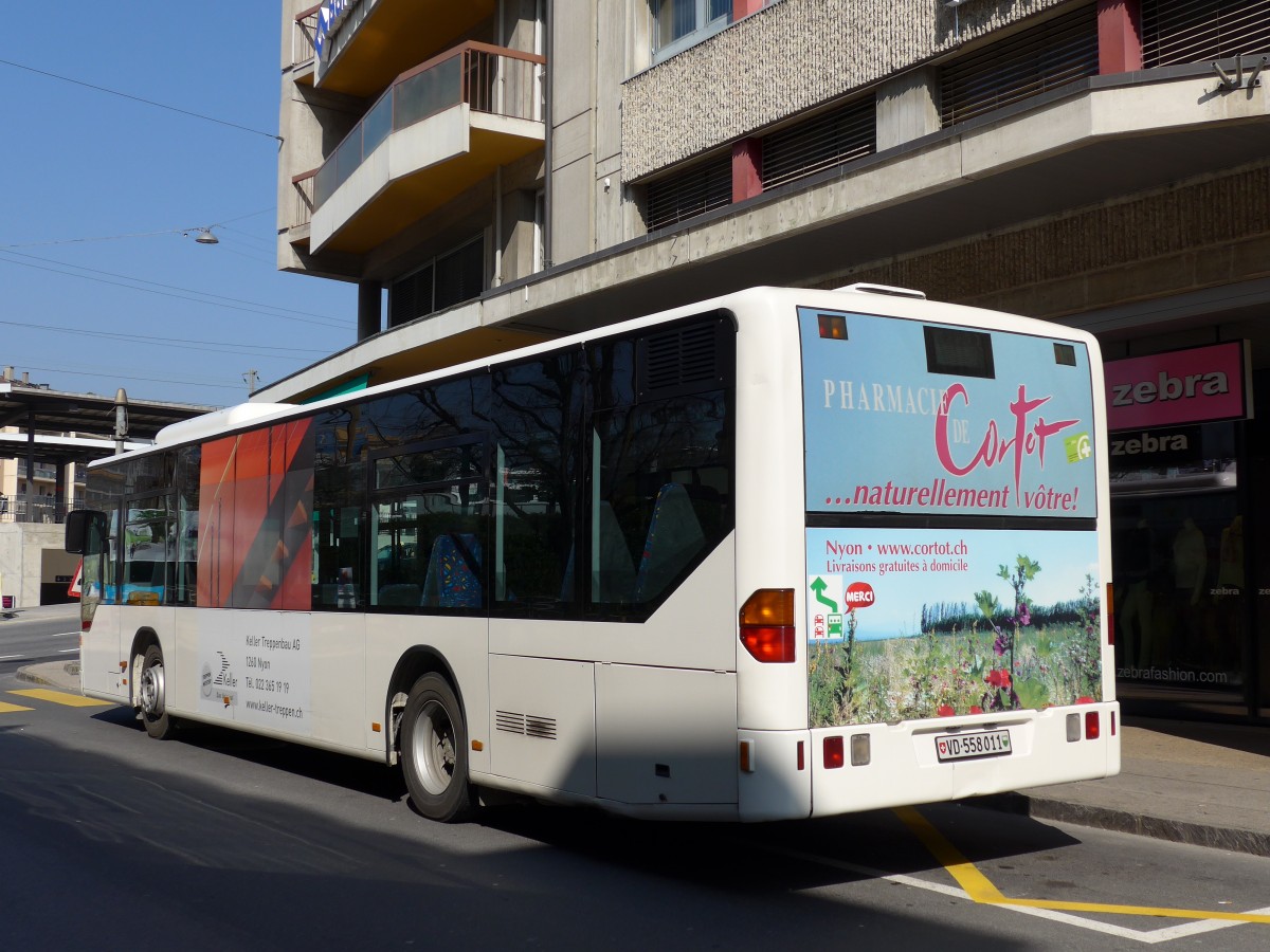 (149'232) - TPN Nyon - VD 558'011 - Mercedes am 9. M�rz 2014 beim Bahnhof Nyon