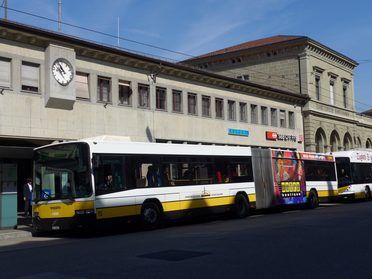 (149'399) - VBSH Schaffhausen - Nr. 12/SH 38'012 - Volvo/Hess am 29. M�rz 2014 beim Bahnhof Schaffhausen