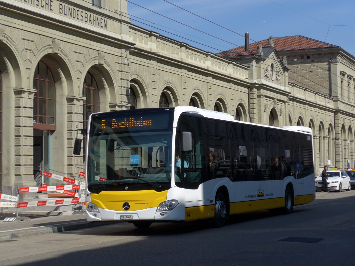 (149'414) - VBSH Schaffhausen - Nr. 24/SH 38'024 - Mercedes am 29. M�rz 2014 beim Bahnhof Schaffhausen