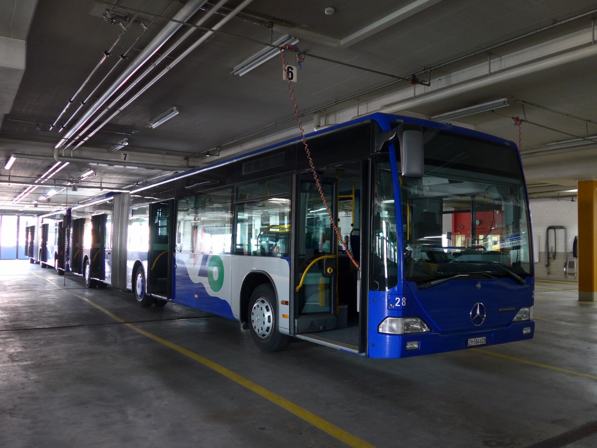 (149'514) - VZO Gr�ningen - Nr. 28/ZH 584'628 - Mercedes am 31. M�rz 2014 in Gr�ningen, Depot