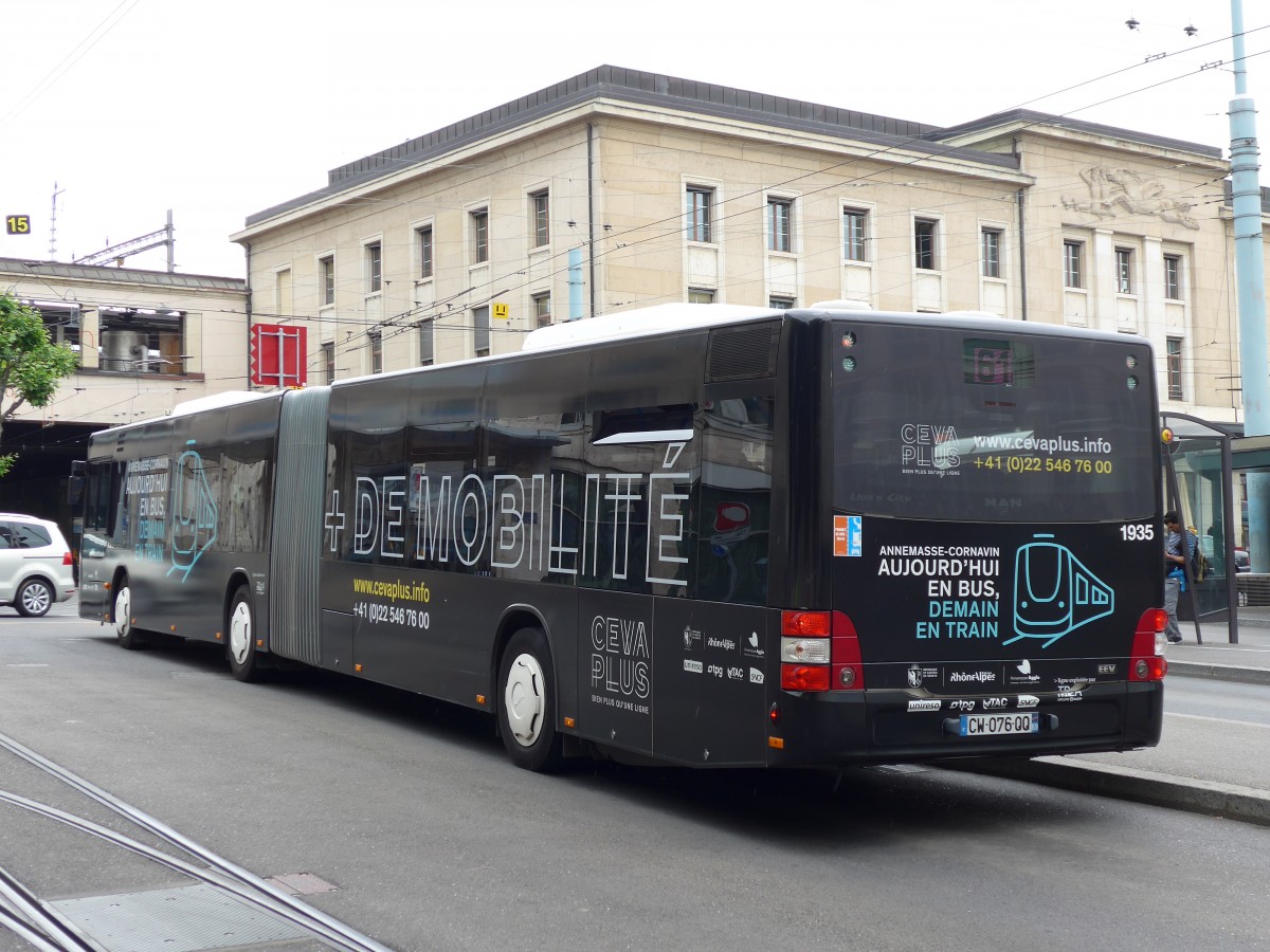 (150'770) - Aus Frankreich: TAC Annemasse - Nr. 1935/CW 076 QQ - MAN am 26. Mai 2014 beim Bahnhof Gen�ve
