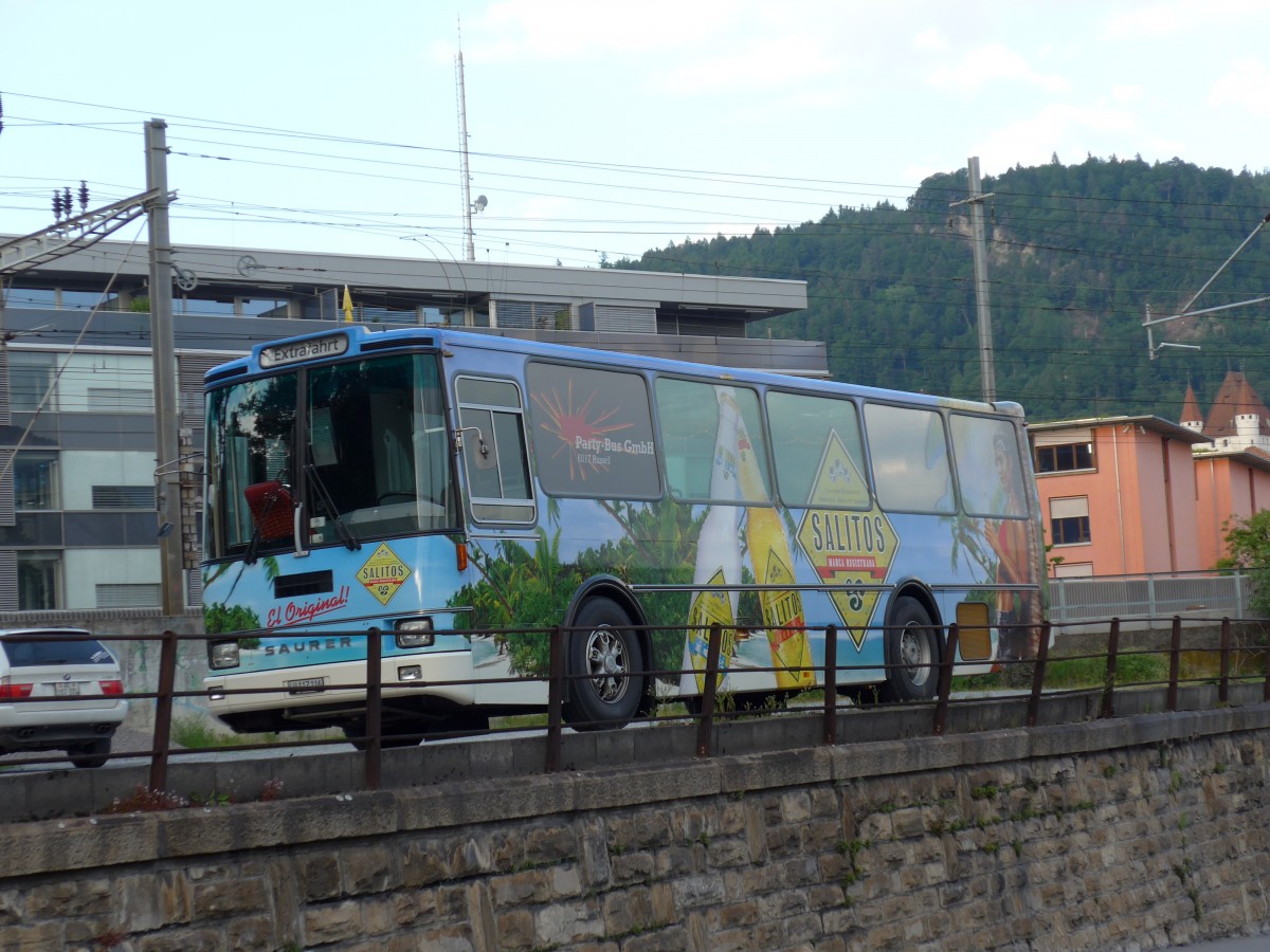 (151'116) - Party-Bus, Ruswil - LU 117'116 - Saurer/R&J (ex Wohlgemuth, Hochwald) am 31. Mai 2014 in Thun, Restaurant Hooters