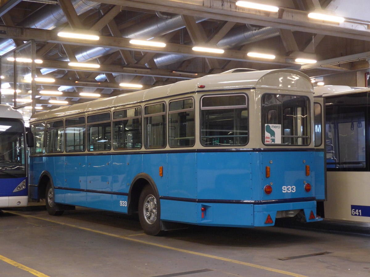 (151'203) - TL Lausanne (R�trobus) - Nr. 933 - Moser/Eggli-Mischler Personenanh�nger am 1. Juni 2014 in Lausanne, D�p�t Borde