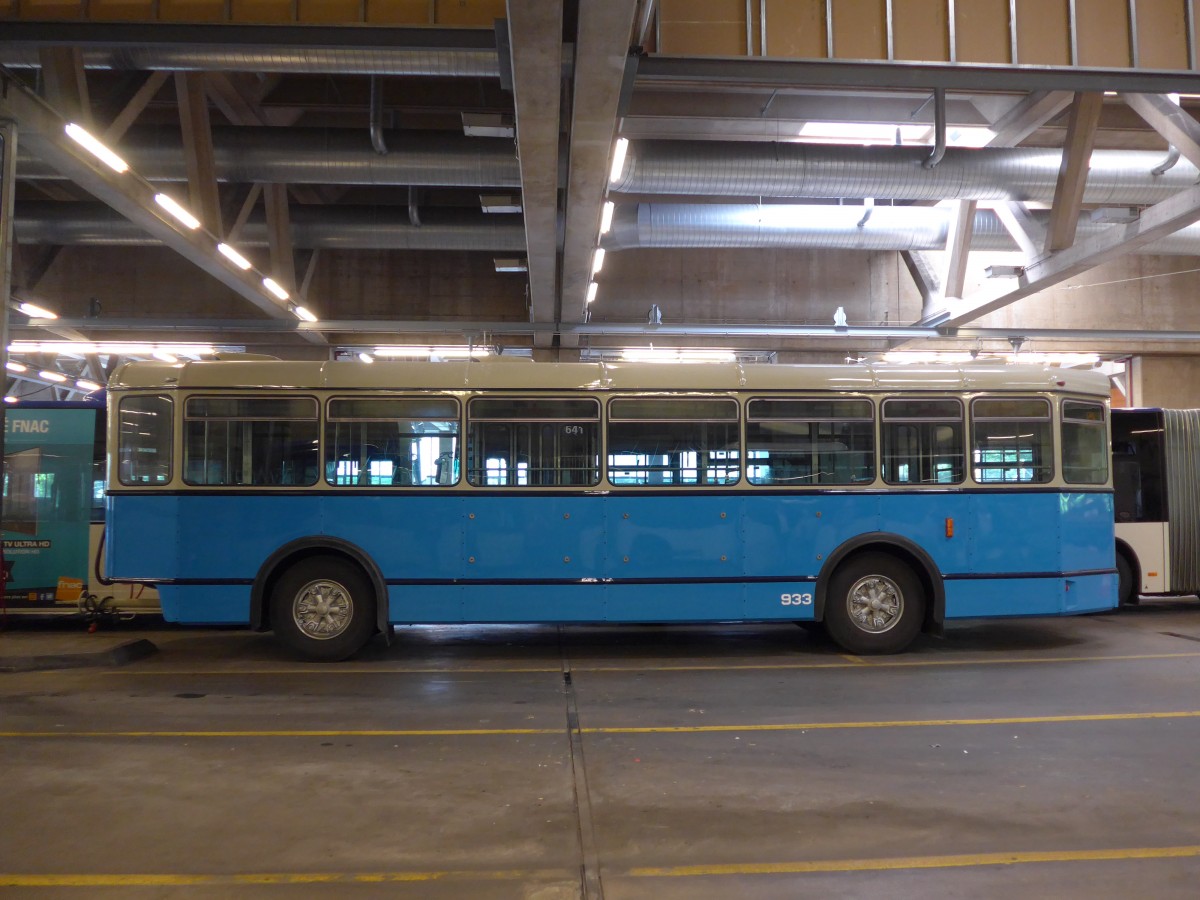 (151'208) - TL Lausanne (R�trobus) - Nr. 933 - Moser/Eggli-Mischler Personenanh�nger am 1. Juni 2014 in Lausanne, D�p�t Borde
