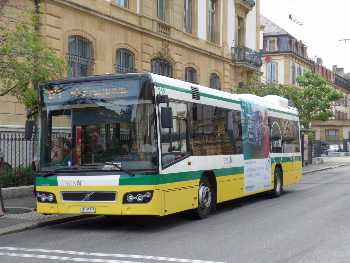 (151'505) - transN, La Chaux-de-Fonds - Nr. 218/NE 99'218 - Volvo (ex TN Neuch�tel Nr. 218) am 12. Juni 2014 in Neuch�tel, Place Pury