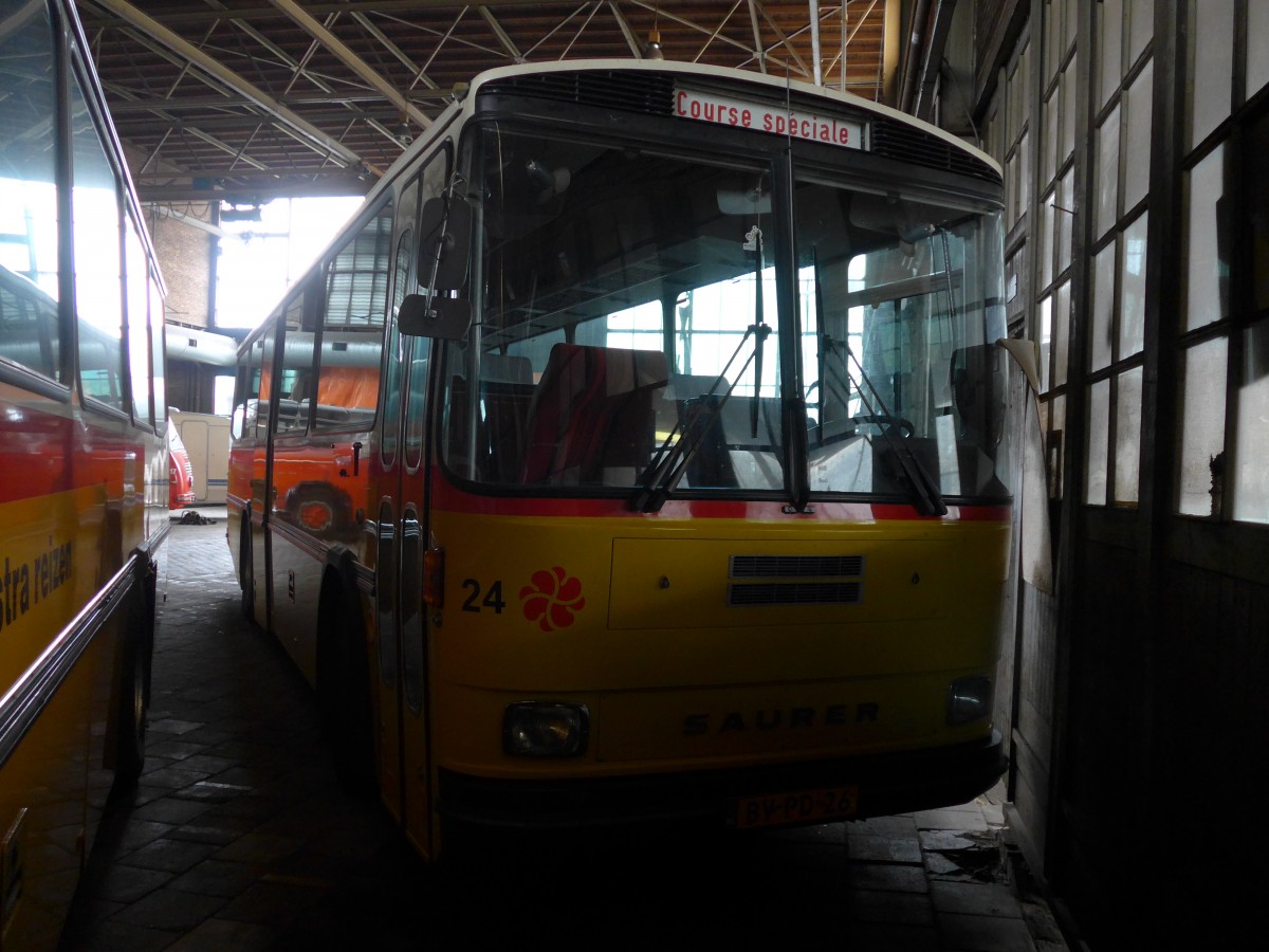 (156'920) - FRAM Drachten - Nr. 24/BV-PD-26 - Saurer/R&J (ex PostAuto Graub�nden; ex P 24'367) am 20. November 2014 in Drachten, Autobusmuseum