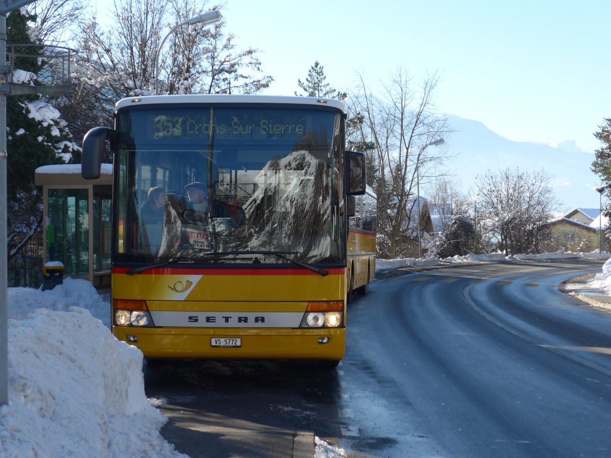 (158'057) - Mabillard, Lens - VS 5772 - Setra am 1. Januar 2015 in Grimisuat, Home les Cr�tes