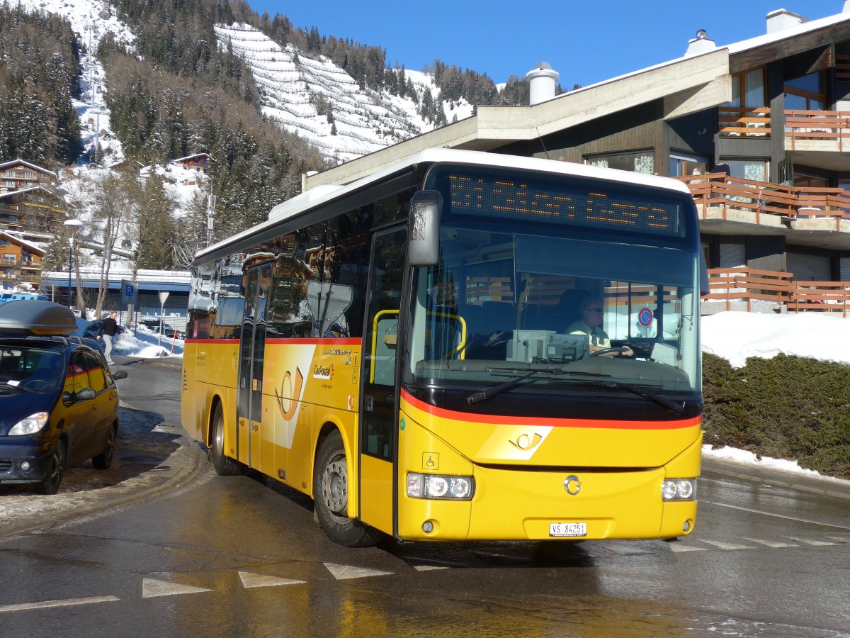 (158'074) - Buchard, Leytron - VS 84'251 - Irisbus (ex Nr. 251) am 1. Januar 2015 in Anz�re, T�l�cabine