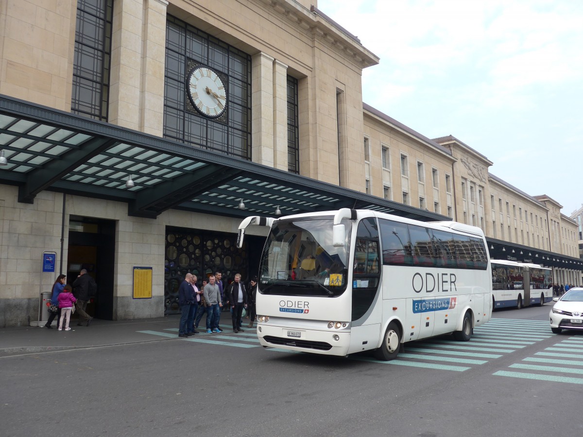 (159'169) - Odier, Gen�ve - Nr. 3/GE 960'072 - Temsa am 14. M�rz 2015 beim Bahnhof Gen�ve