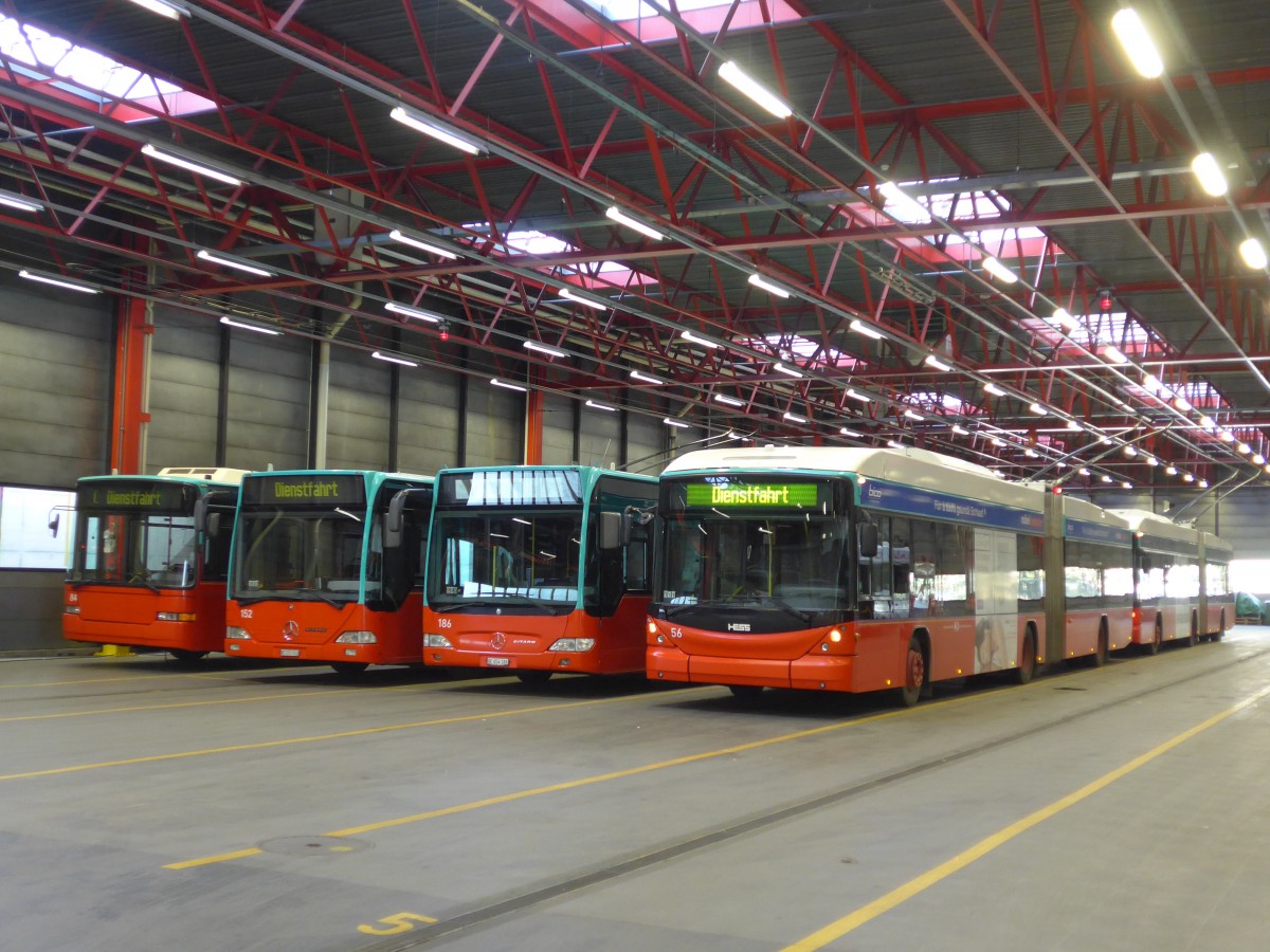 (159'496) - VB Biel - Nr. 56 - Hess/Hess Gelenktrolleybus am 28. M�rz 2015 in Biel, Depot
