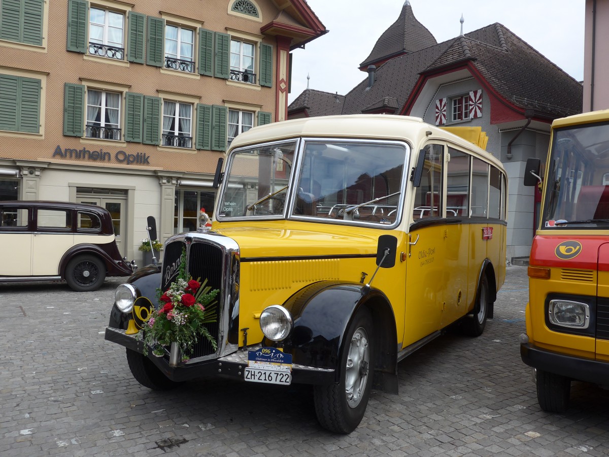 (160'900) - Moser, Sch�nenberg - ZH 216'722 - Berna/Hess (ex Barenco, Faido) am 24. Mai 2015 in Sarnen, OiO