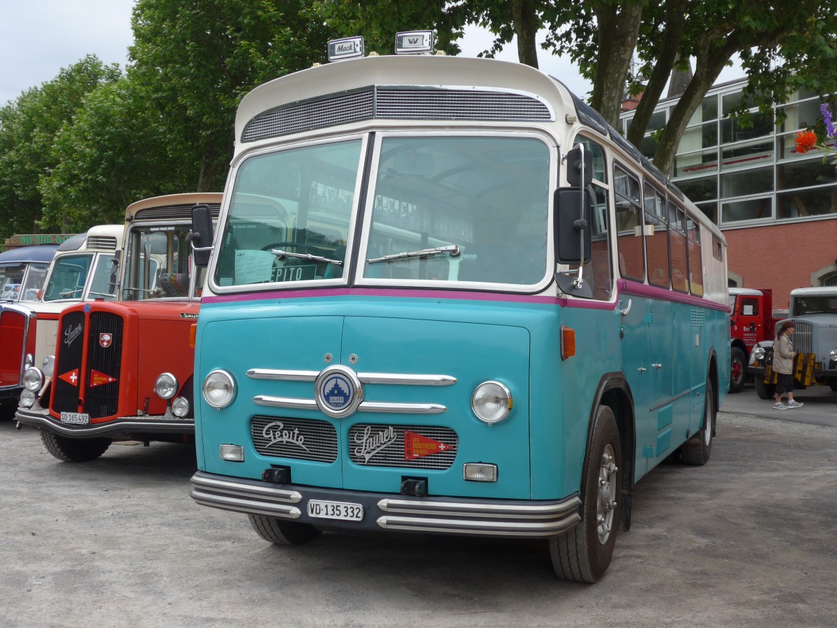 (162'216) - Pittet, Aigle - VD 135'332 - Saurer/Saurer (ex M+79'518; ex P 24'137; ex P 21'737) am 20. Juni 2015 in Aigle, Saurertreffen