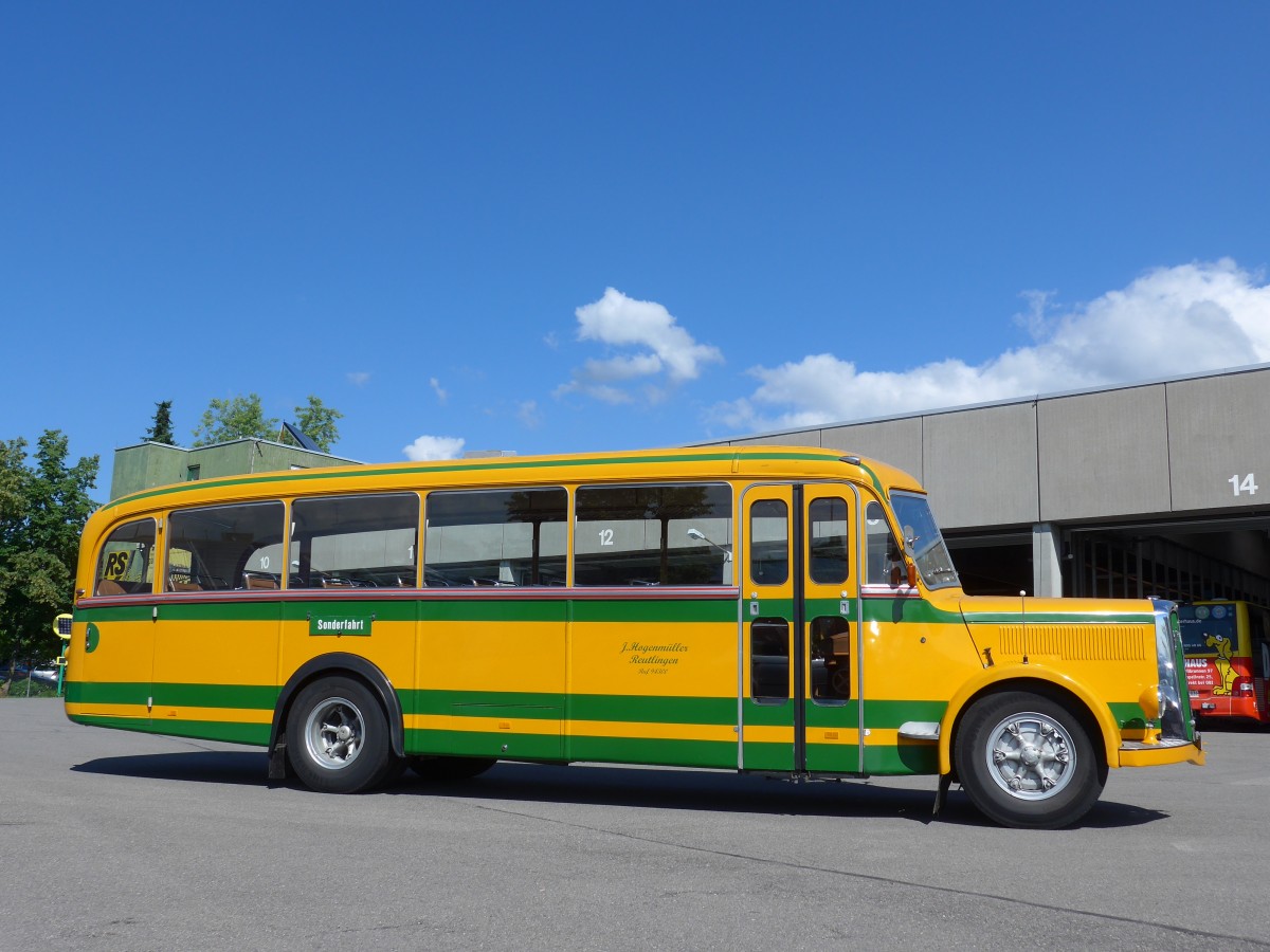 (162'554) - Hogenm�ller, Reutlingen - RT-LC 52H - Saurer/R&J (ex AvH Heimenschwand Nr. 1) am 24. Juni 2015 in Reutlingen, Betriebshof