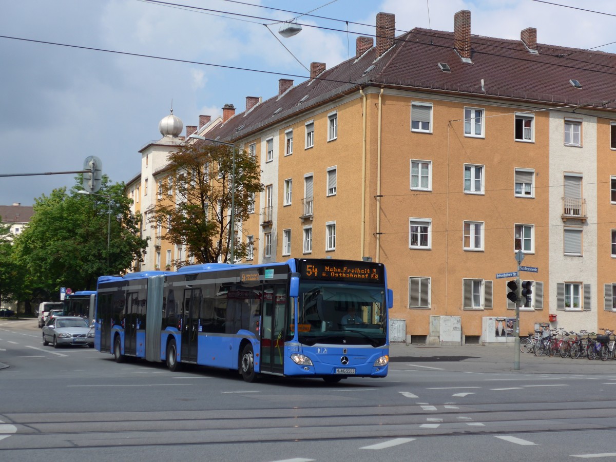 (162'789) - MVG M�nchen - Nr. 5583/M-VG 5583 - Mercedes am 28. Juni 2015 in M�nchen, Bahnhof Giesing