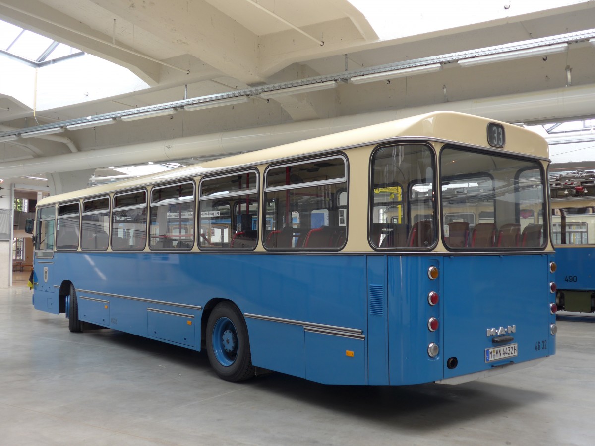 (162'806) - MVG M�nchen (OCM) - Nr. 4632/M-YN 4432H - MAN am 28. Juni 2015 in M�nchen, MVG-Museum