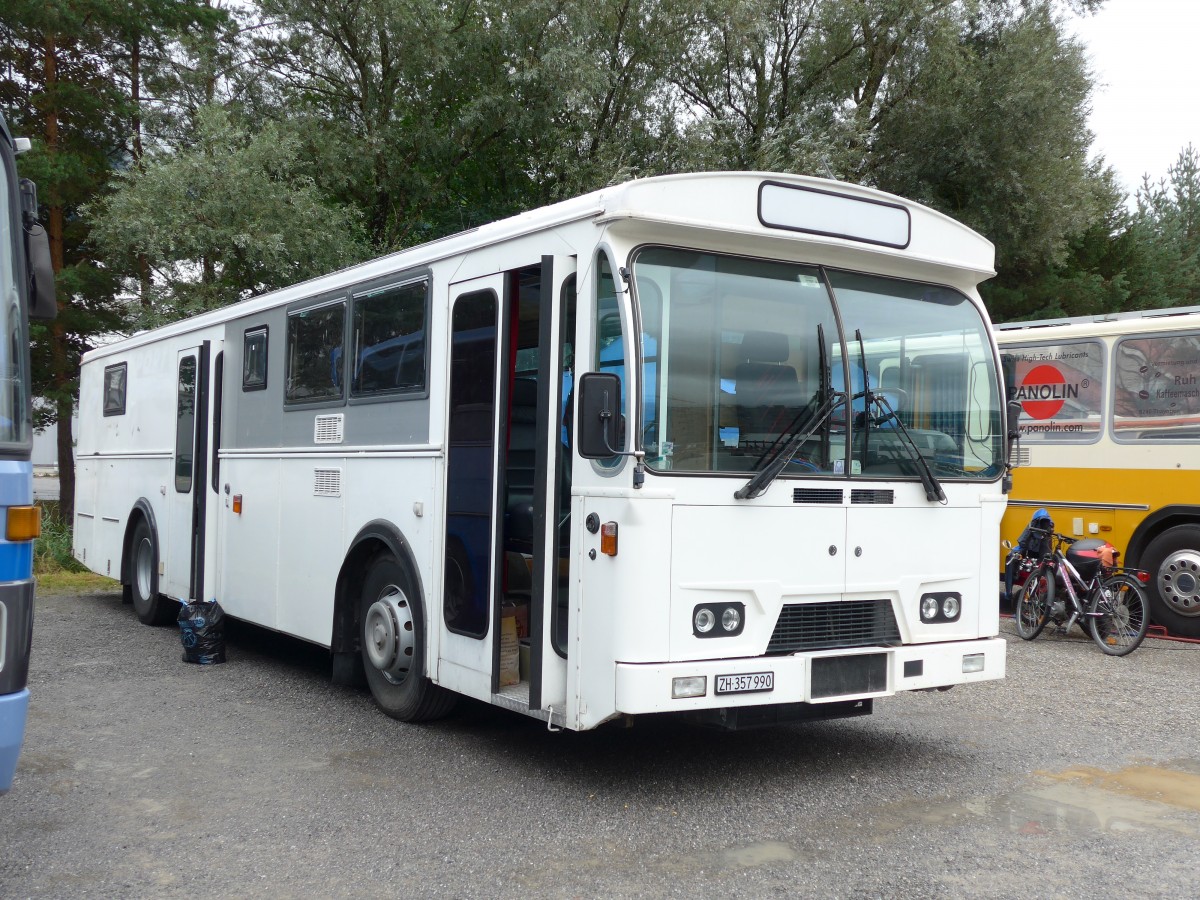 (163'538) - Aus der Schweiz: Leutwiler, Knonau - ZH 357'990 - Saurer/Hess (ex Bl�ttler, Maisprach; ex BGU Grenchen Nr. 12) am 16. August 2015 in Schaan, Wohnbustreffen