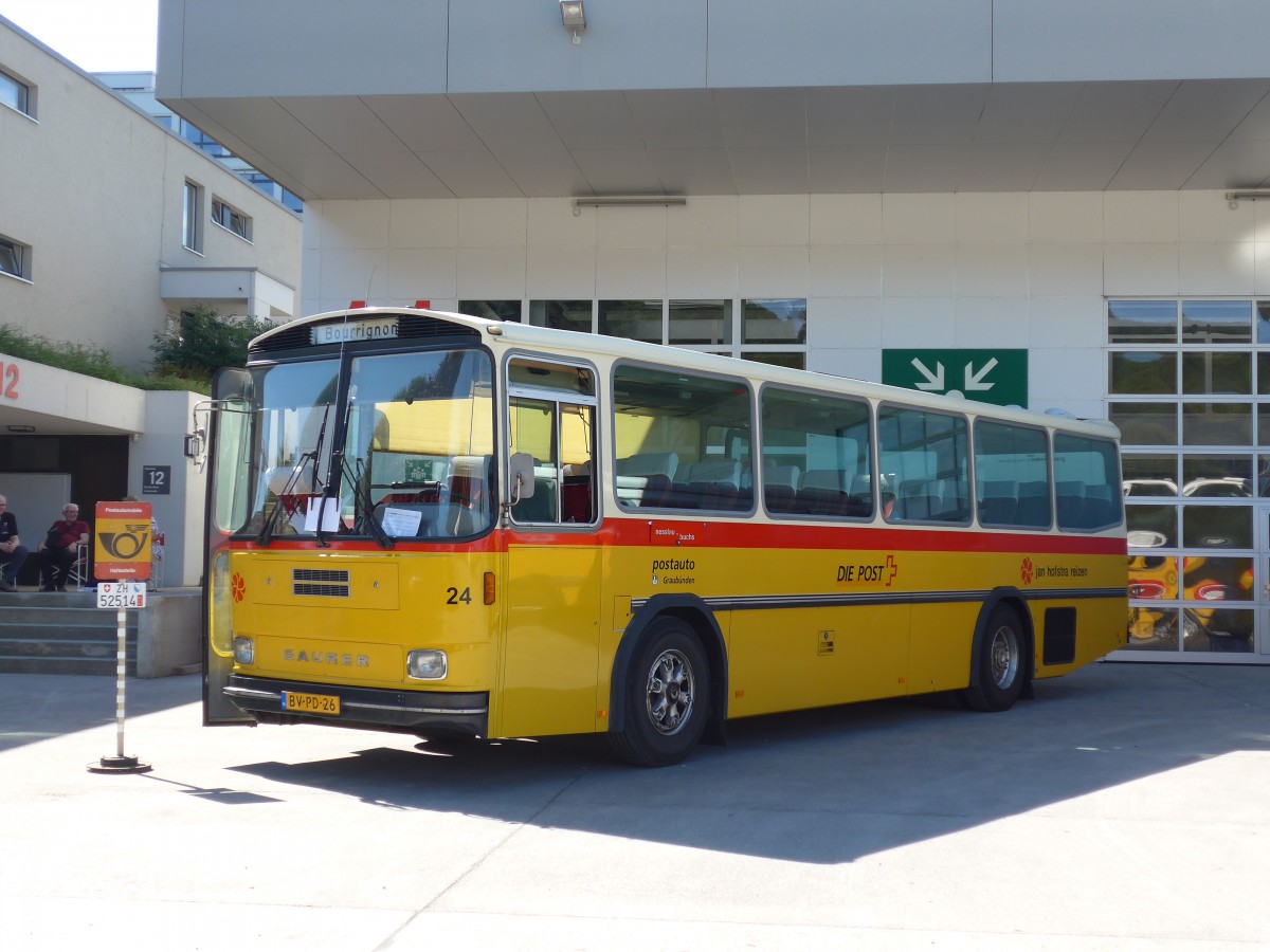 (164'211) - Aus Holland: FRAM Drachten - Nr. 24/BV-PD-26 - Saurer/R&J (ex PostAuto Graub�nden; ex P 24'367) am 29. August 2015 in Oberkirch, CAMPUS Sursee