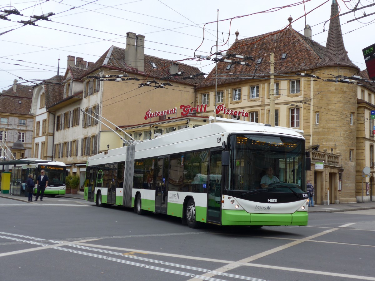 (164'793) - transN, La Chaux-de-Fonds - Nr. 139 - Hess/Hess Gelenktrolleybus (ex TN Neuch�tel Nr. 139) am 15. September 2015 in Neuch�tel, Place Pury