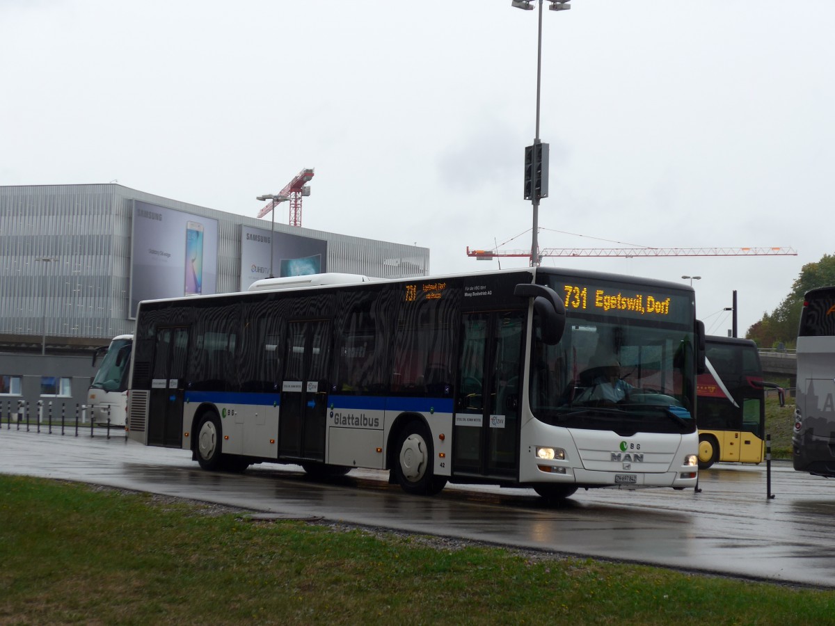 (165'021) - Maag, Kloten - Nr. 42/ZH 697'842 - MAN am 17. September 2015 in Z�rich, Flughafen