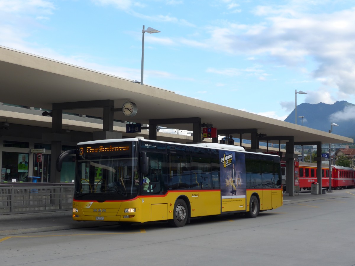 (165'207) - D�nser, Trimmis - GR 27'692 - MAN am 19. September 2015 in beim Bahnhof Chur