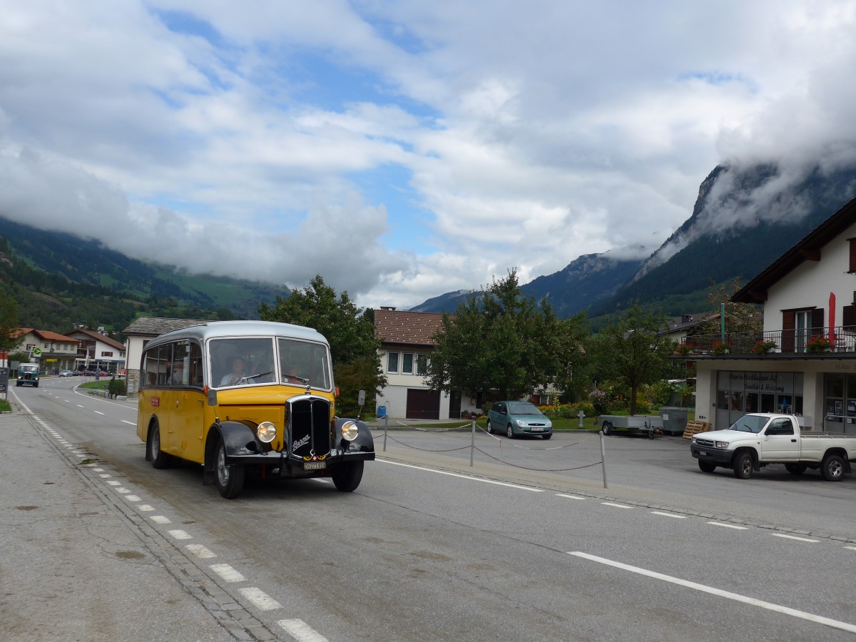 (165'385) - Hurter, M�nchaltdorf - ZH 271'919 - Berna/FHS (ex Volkart, Russikon; ex ASD Aigle; ex P 21'003) am 19. September 2015 in Andeer, Tgavugl