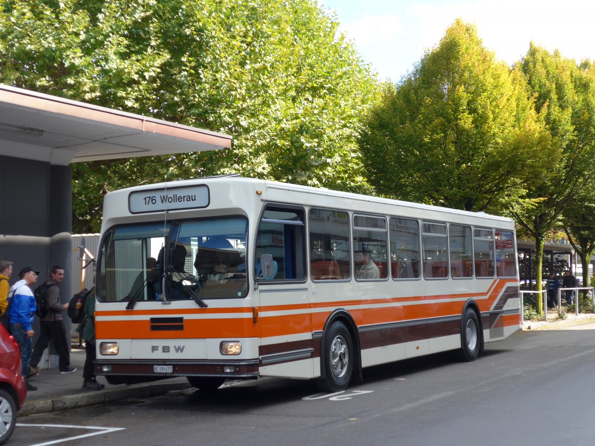 (165'940) - Wegm�ller, M�nsingen - BE 399'675 - FBW/R&J (ex Bamert, Wollerau) am 4. Oktober 2015 beim Bahnhof Burgdorf