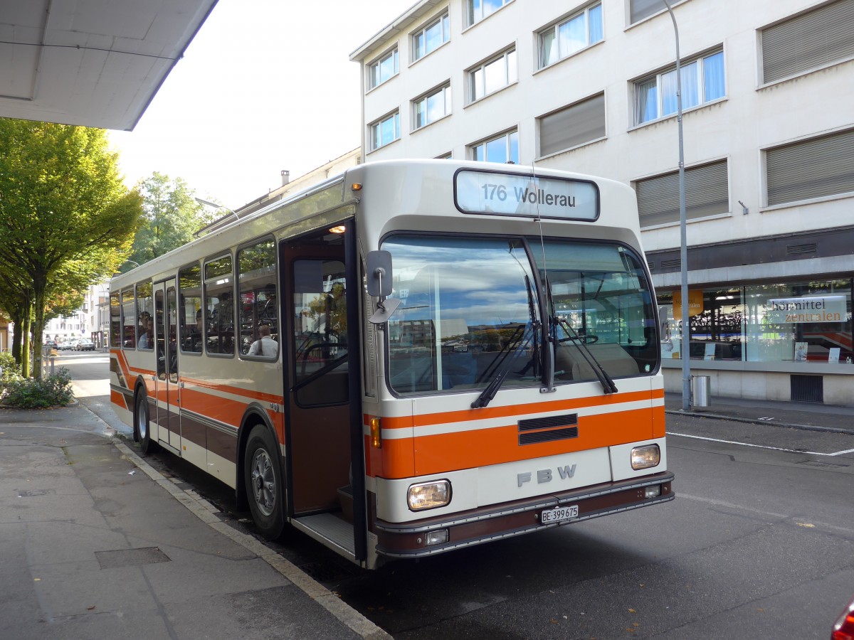 (165'942) - Wegm�ller, M�nsingen - BE 399'675 - FBW/R&J (ex Bamert, Wollerau) am 4. Oktober 2015 beim Bahnhof Burgdorf