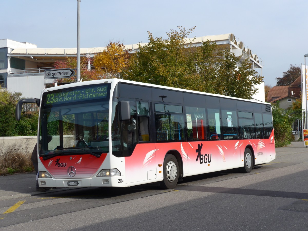 (166'424) - BGU Grenchen - Nr. 20/SO 130'022 - Mercedes am 24. Oktober 2015 beim Bahnhof Grenchen S�d