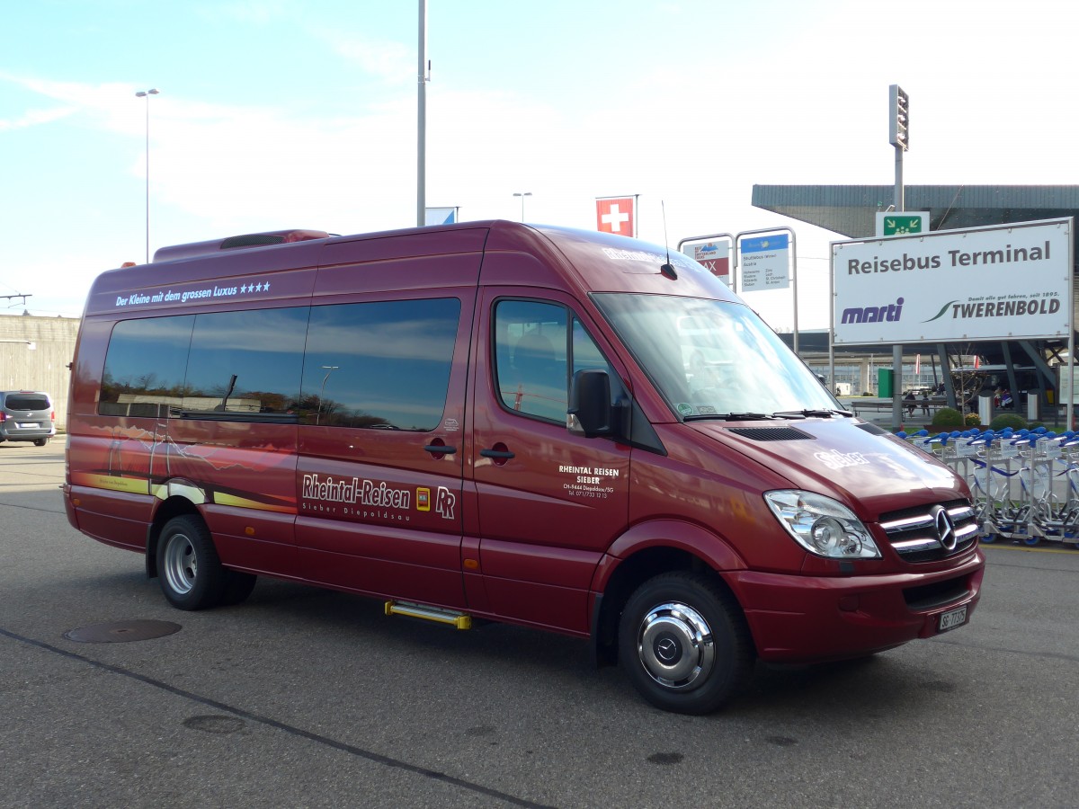 (166'523) - Sieber, Diepoldsau - SG 77'375 - Mercedes am 6. November 2015 in Z�rich, Flughafen
