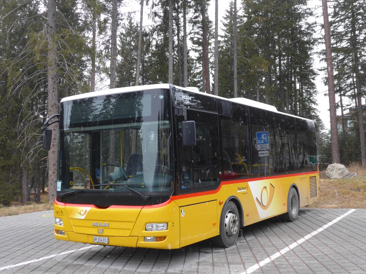 (168'282) - Bossi&Hemmi, Tiefencastel - GR 154'013 - MAN/G�ppel (ex Zegg, Samnaun) am 2. Januar 2016 in Lenzerheide, Voa Principale