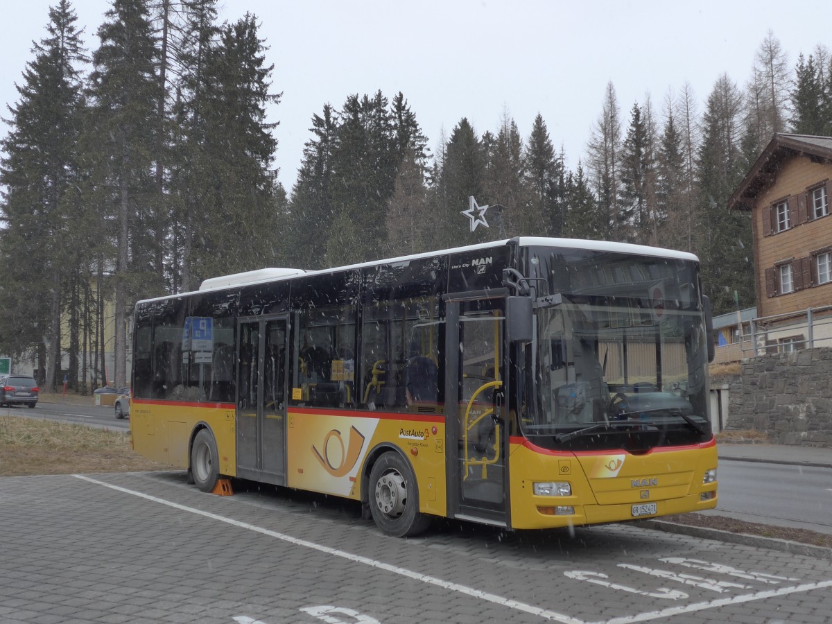 (168'284) - Bossi&Hemmi, Tiefencastel - GR 152'471 - MAN/G�ppel am 2. Januar 2016 in Lenzerheide, Voa Principale