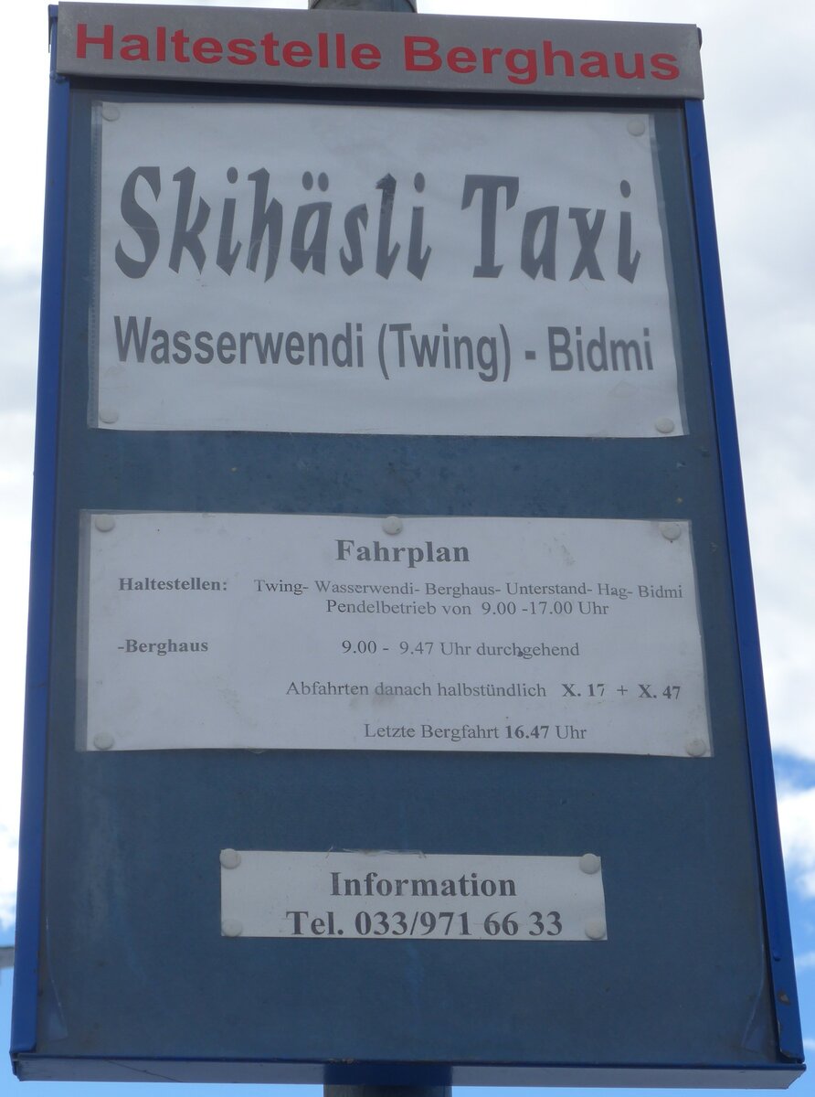 (168'819) - Skih�sli Taxi-Haltestellenschild - Wasserwendi, Berghaus - am 21. Februar 2016