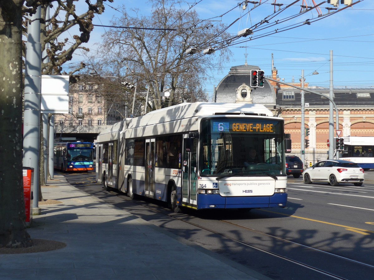 (169'077) - TPG Gen�ve - Nr. 764 - Hess/Hess Gelenktrolleybus am 7. M�rz 2016 in Gen�ve, Place des Vingt-Deux-Cantons