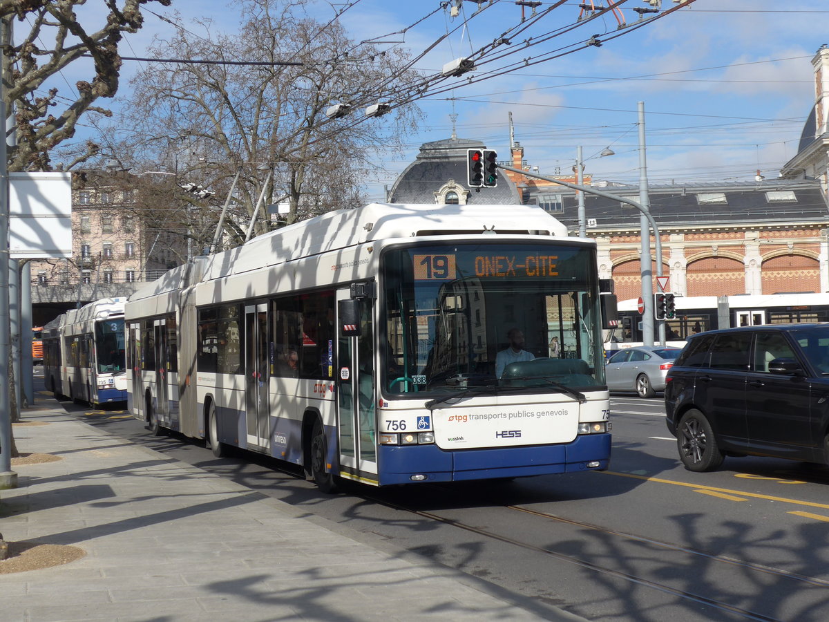 (169'112) - TPG Gen�ve - Nr. 756 - Hess/Hess Gelenktrolleybus am 7. M�rz 2016 in Gen�ve, Place des Vingt-Deux-Cantons